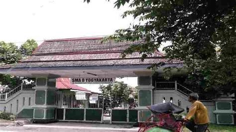 Sma N 8 Yogyakarta