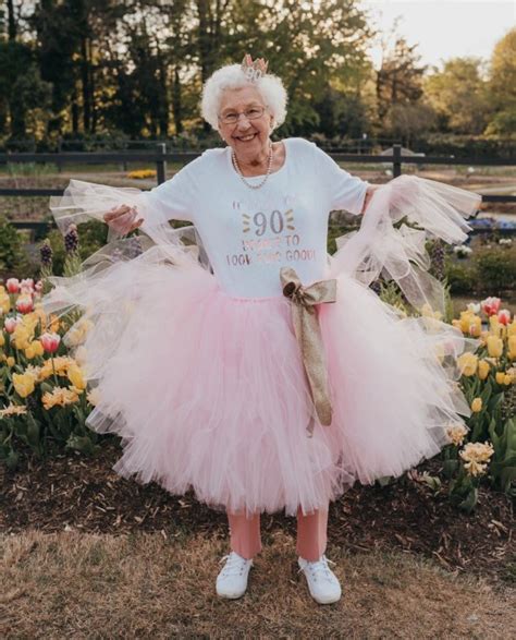 90 year old grandma is thrown princess birthday party with tutus