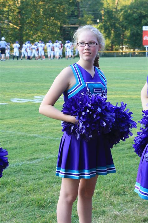 Kylie 6th Grade Cheerleader 2007 08 Photo Images Frompo