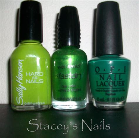 staceys nails day  green nails