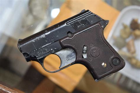 cal italian  starter pistol wards auctions
