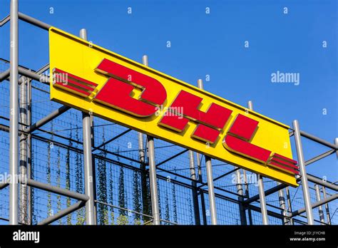 dhl delivery service logo sign dhl logo dhl sign stock photo alamy