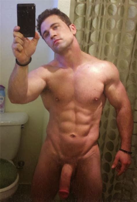 hung muscle guy after shower — naked guys selfies