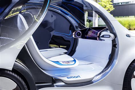 smart vision eq fortwo drives   stage  frankfurt autoevolution