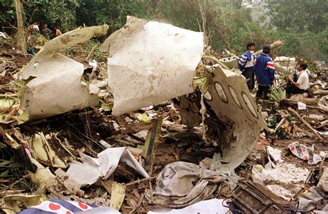 garuda indonesia  kecelakaan pesawat terbesar  indonesia kaskus