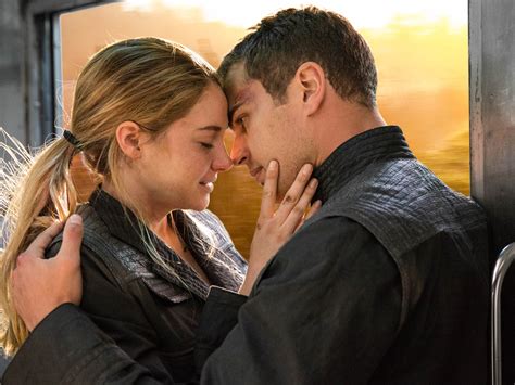 Divergent Kissing Scene Shailene Woodley Theo James Divergent