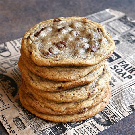 hungry couple thick  gooey chocolate chip cookies