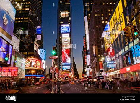 times square  york city  night stock photo alamy