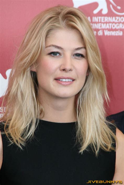 rosamund pike special pictures 6 film actresses