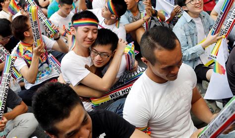 People In China Are Claiming Taiwan’s Same Sex Marriage