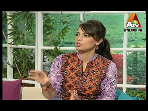 pakistani television captures and hot models farrah hussain