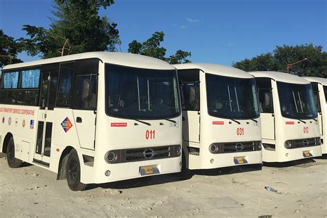 modern jeepneys uplift commuter experience  hino carguideph