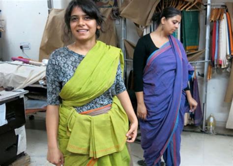 How I Learned To Wear A Sari And Enjoy It Bbc News