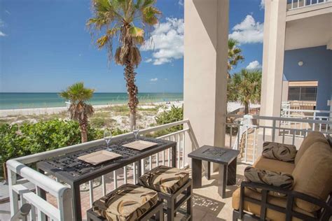 stunning views outstanding location plenty  space   entire family madeira beach