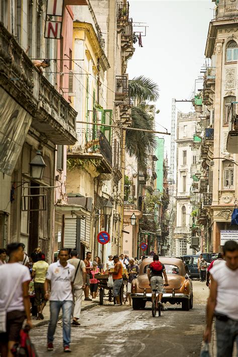 airbnb pulled   coup  cuba fortune