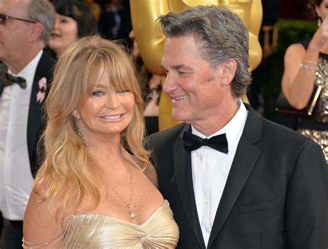 Kurt Russell And Goldie Hawn Watching Overboard Movie Popsugar Celebrity