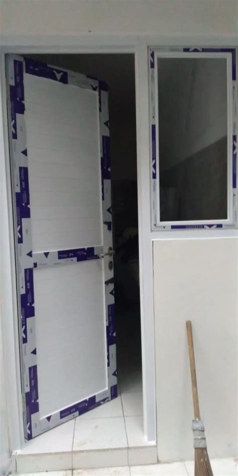 jasa pemasangan pintu aluminium spandrell kumpulan tukang