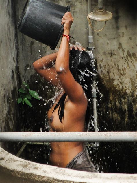 indian bath voyeur nude photos