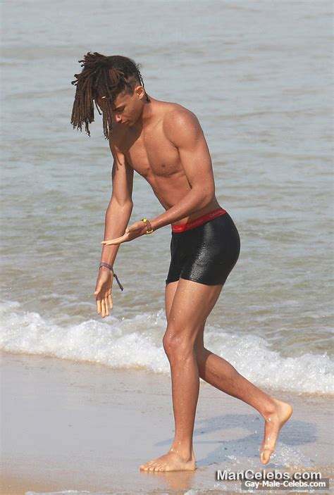 Completely Naked Jaden Smith