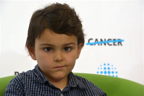 visao menino sequestrado pelos pais pode estar curado de tumor apos