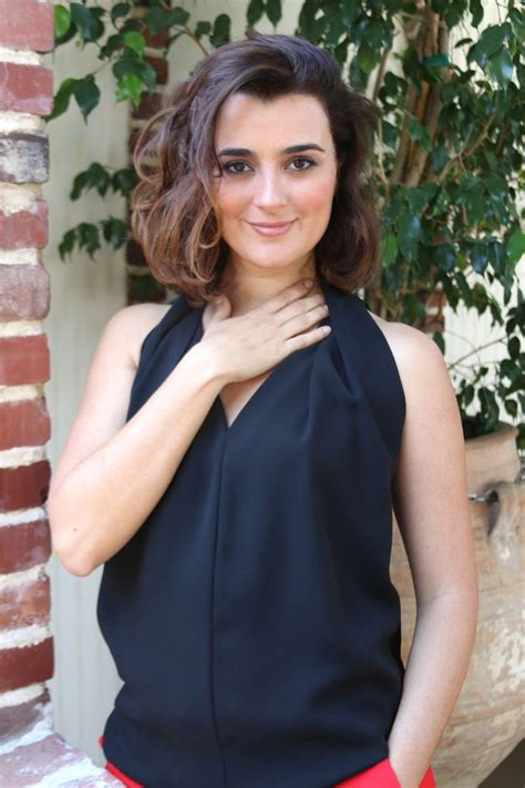 cote pressconferencethedovekeepers 281829 click image