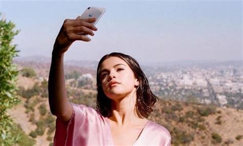 selena gómez la persona más seguida en instagram en 2017