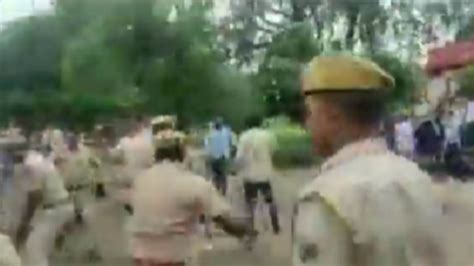 rajasthan   ii  police lathi charge
