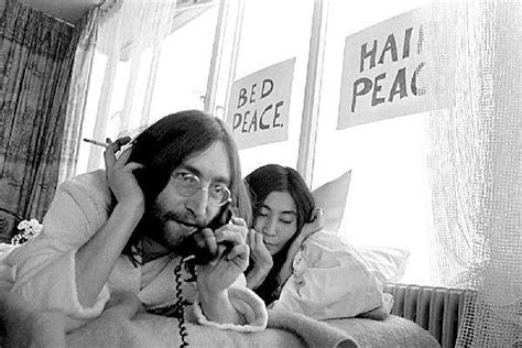 john and yoko hold their first ‘bed in for peace — today