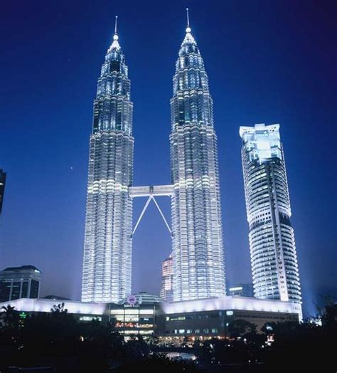 Most Famous Buildings In The World Top Ten List