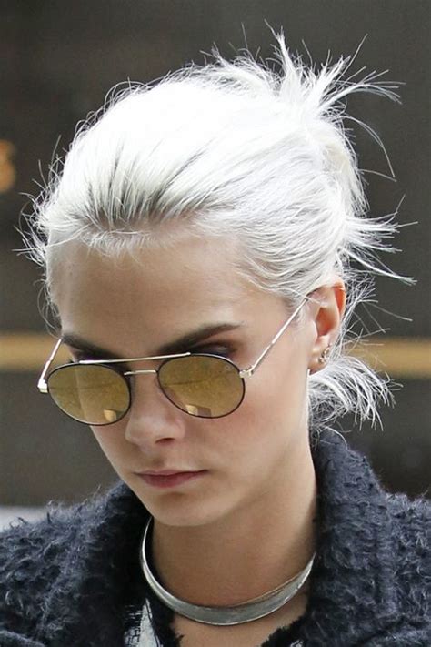 Cara Delevingne S Hairstyles And Hair Colors Steal Her