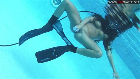 busty diver teen masturbates with dildo underwater