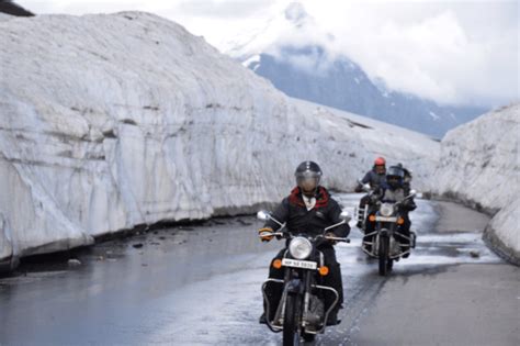 Leh Manali Highway Ladakh Motorcycle Trip Rohtang Pass Extreme Tours