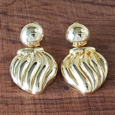 doorknocker clip  earrings large vintage goldtone clip  jewelry