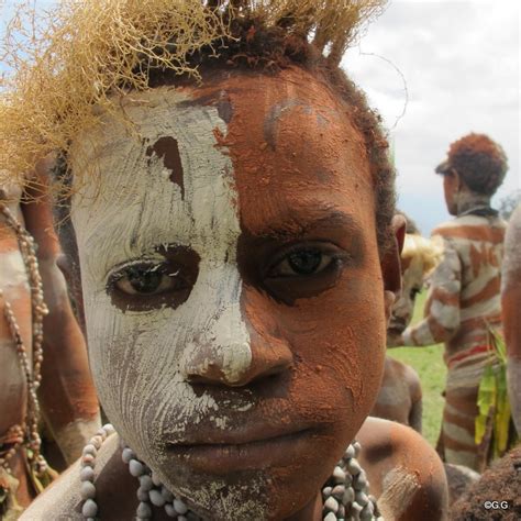 Nature Wonders Gershonized People Of Papua New Guinea At