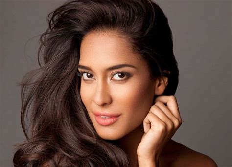 Lisa Haydon Height Weight Age Affairs Husband Biography And More