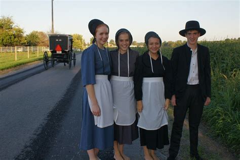Amish All Things Amish Costumes Amish Clothing Amish Amish Culture