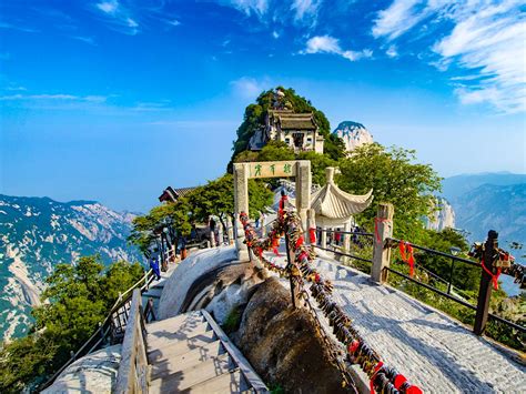 escape  xian hiking hua shan chinas sacred taoist peak lonely planet