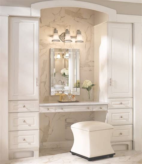 55 Great Makeup Vanity Decor Ideas To Adorn Your Home In Style