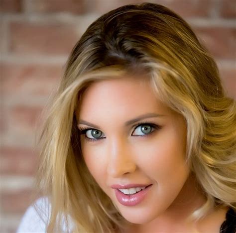 Samantha Saint Biography Wiki Age Height Career Photos And More