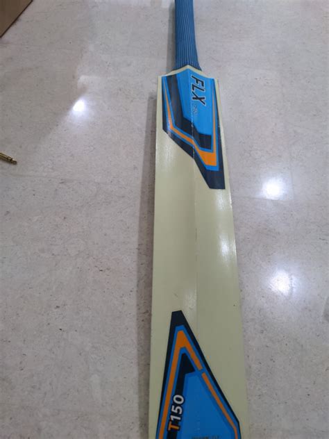 cricket decathlon  flx bat sports equipment sports games