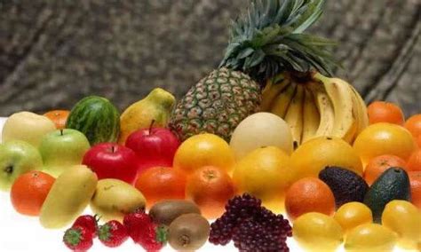 buah segar kaya kandungan air  berbuka puasa teknoflascom