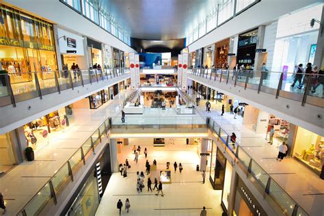 shopping malls  dubai