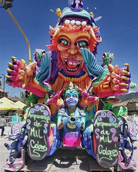 carnaval de negros  blancos  festival de tradicion  color