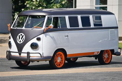 electric volkswagen kombi concept reimagines classic van auto express