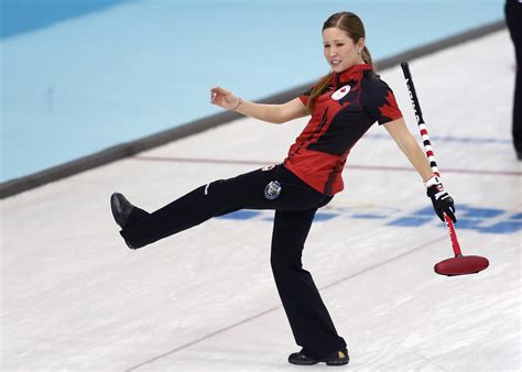 Canada Closes In On Semifinals In Women S Curling