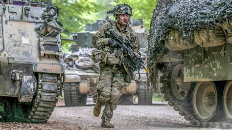 army   creating heavy light infantry combinations    peer fight