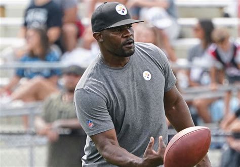 With Brian Flores Set To Interview For Browns Coordinator Gig Steelers