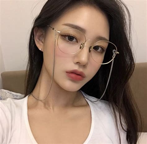 Ig Sooviin38 Ulzzang Makeup Asian Glasses Pretty Korean Girls