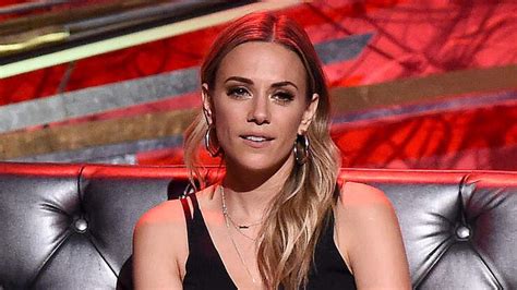 Jana Kramer Struggling To Adapt Amid Her Divorce To Mike Caussin