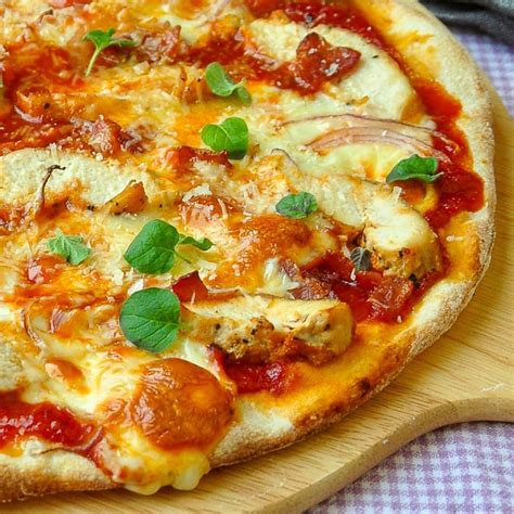 thin crust pizza recipe easy homemade guide